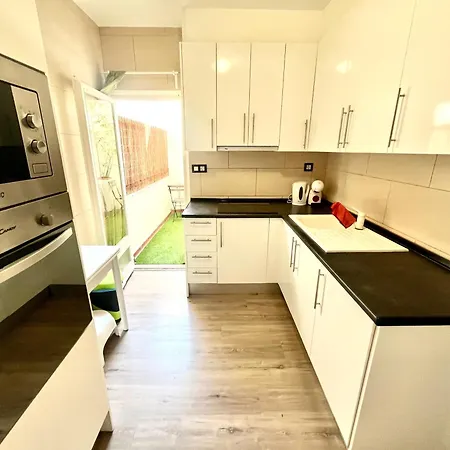 Piso Reformado A 80 M De La Playa Apartmán *